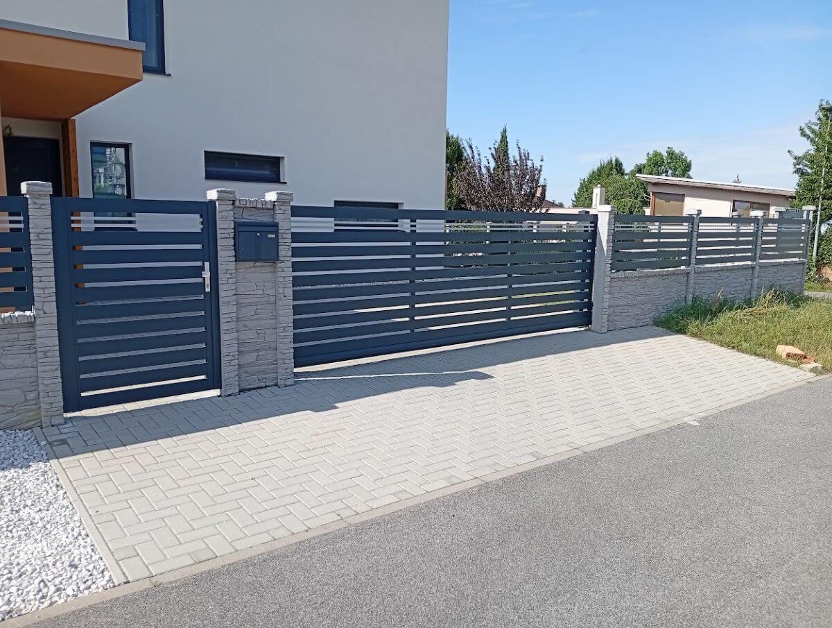 Samonosné hliníkové brány nitra