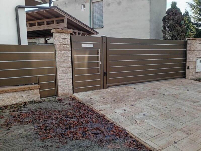 Hliníkové brány samonosné farba bronz